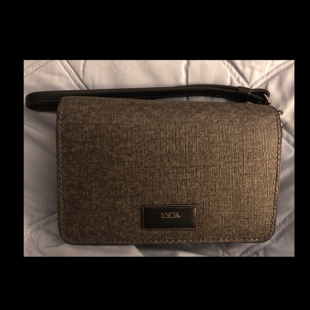 Earl Grey Tumi French Purse NEW IN BOX!!!